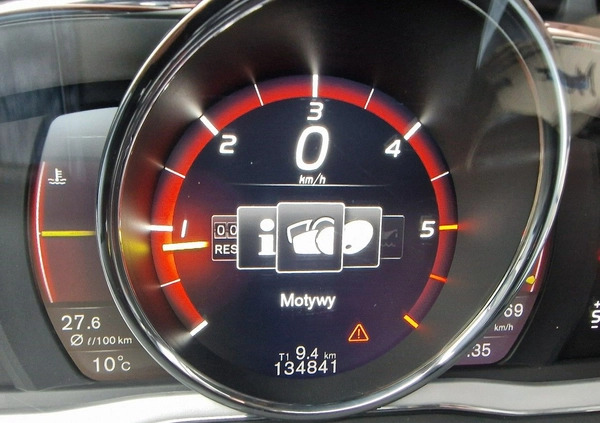 Volvo XC 60 cena 87900 przebieg: 135000, rok produkcji 2017 z Zawiercie małe 596